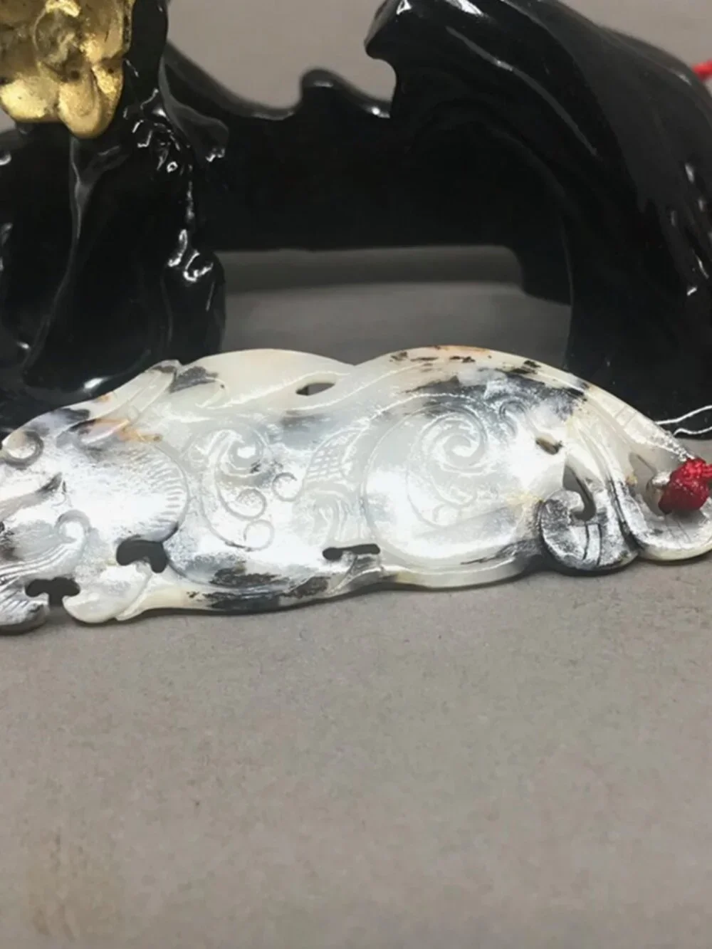 Vintage Chinese Hetian Jade Fortune Beast Pendant